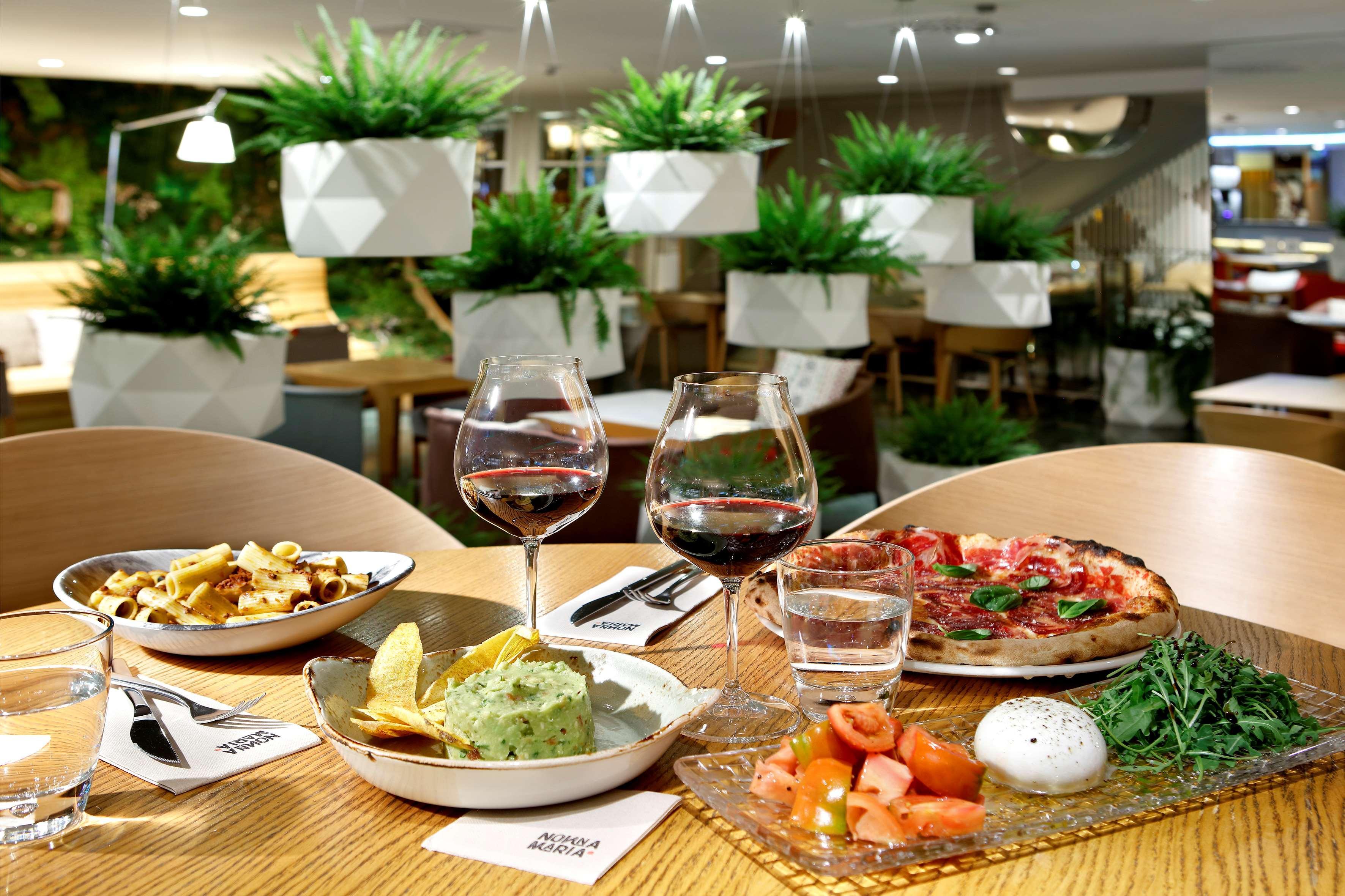 Hotel Melia Sarria 5*